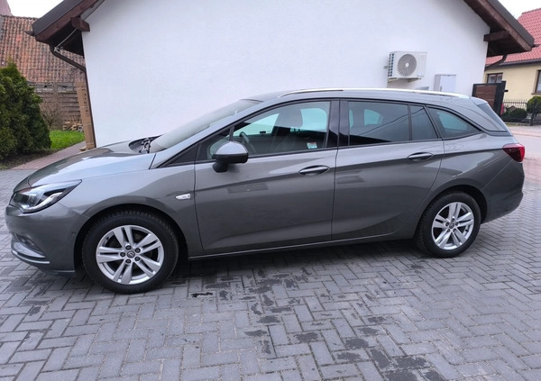 Opel Astra cena 32900 przebieg: 221421, rok produkcji 2017 z Olsztyn małe 352